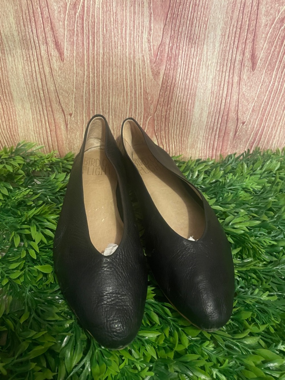 Bird of Flight Women’s Black Leather Flats